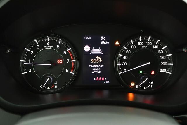 Suzuki S-Cross 60 Years edition | Climate control | Cruise control adaptive | middenconsole - accent zwart | Oranje Stiksels | Zwarte deurgrepen | Zwarte Lichtmetalen Velgen| Apple carplay, Android auto |