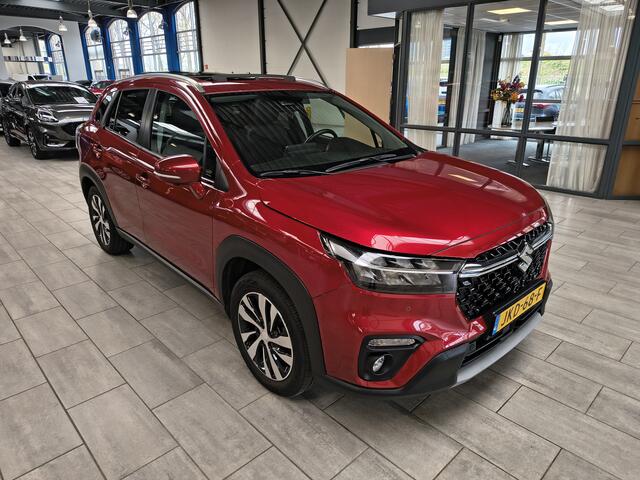Suzuki S-Cross 1.4 Boosterjet 130 pk Style Smart Hybrid | Pano | 360° Camera | LED | Stoelverw. | Navi | Apple Carplay | Half leer