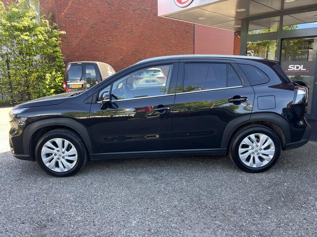 Suzuki S-Cross 1.5 Hybrid Style // ADAPT. CRUISE // DODEHOEK // STOELVERWARMING // CAMERA // APPLE-ANDROID AUTO // KEYLESS //