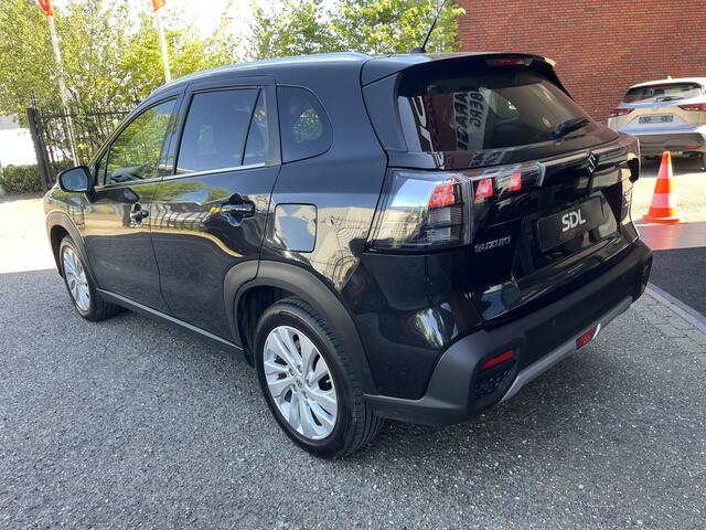 Suzuki S-Cross 1.5 Hybrid Style // ADAPT. CRUISE // DODEHOEK // STOELVERWARMING // CAMERA // APPLE-ANDROID AUTO // KEYLESS //