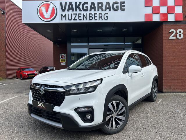 Suzuki S-Cross 1.5 Hybrid Style // FULL LED // PANO/SCHUIFKANTELDAK // HALF-LEDER // NAVI + CARPLAY // KEYLESS // ADAPTIVE CRUISE // 360 CAMERA // TREKHAAK!!