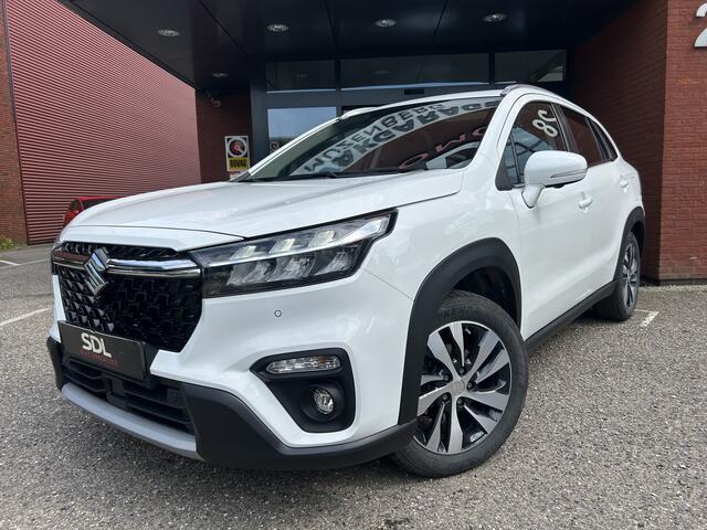 Suzuki S-Cross 1.5 Hybrid Style // FULL LED // PANO/SCHUIFKANTELDAK // HALF-LEDER // NAVI + CARPLAY // KEYLESS // ADAPTIVE CRUISE // 360 CAMERA // TREKHAAK!!