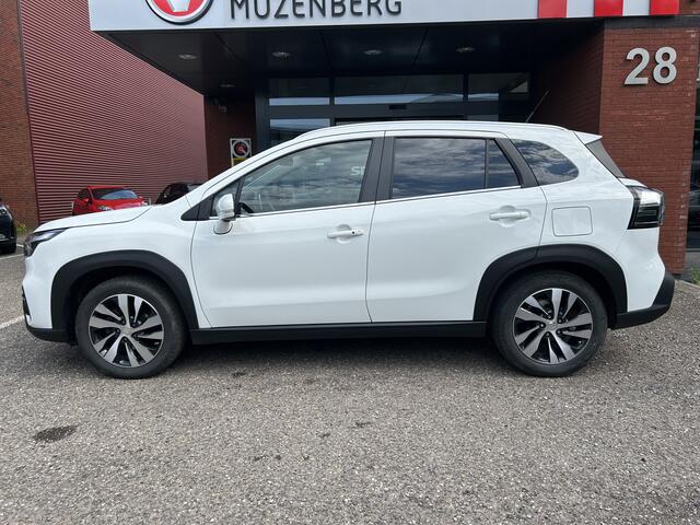 Suzuki S-Cross 1.5 Hybrid Style // FULL LED // PANO/SCHUIFKANTELDAK // HALF-LEDER // NAVI + CARPLAY // KEYLESS // ADAPTIVE CRUISE // 360 CAMERA // TREKHAAK!!