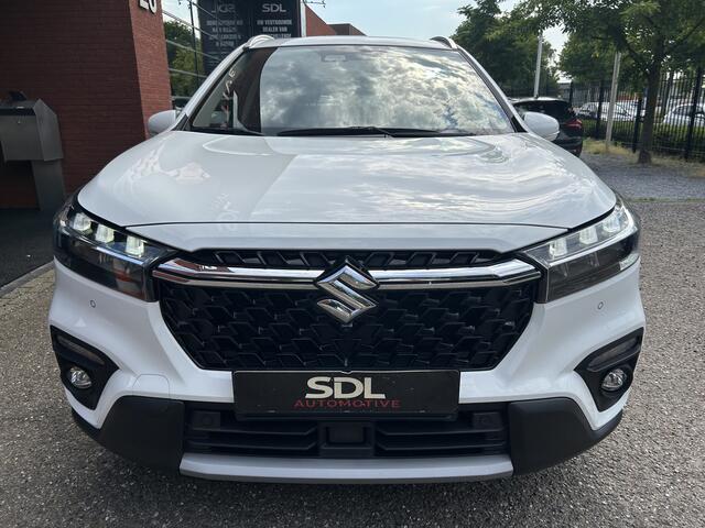 Suzuki S-Cross 1.5 Hybrid Style // FULL LED // PANO/SCHUIFKANTELDAK // HALF-LEDER // NAVI + CARPLAY // KEYLESS // ADAPTIVE CRUISE // 360 CAMERA // TREKHAAK!!