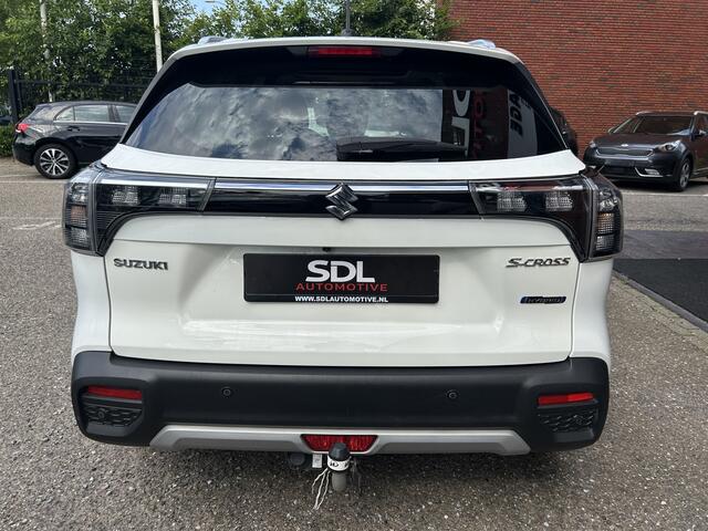 Suzuki S-Cross 1.5 Hybrid Style // FULL LED // PANO/SCHUIFKANTELDAK // HALF-LEDER // NAVI + CARPLAY // KEYLESS // ADAPTIVE CRUISE // 360 CAMERA // TREKHAAK!!