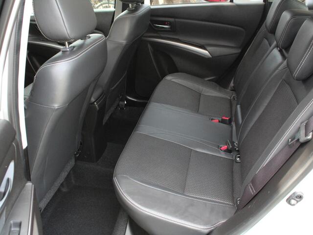 Suzuki S-Cross 1.4 Boosterjet Style Smart Hybrid | Navi | Adap. Cruise | Camera | Lm-Velgen | Trekhaak