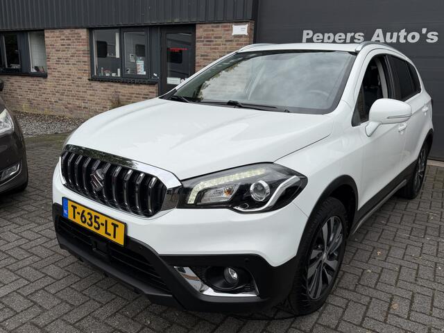 Suzuki S-Cross 1.4 Boosterjet Style Smart Hybrid appele carplay Navi .climaat contr .pano dak. Camera. pdc . AUTOMAAT ! pech hulp garantie tot 114000km of 12-2026 trek gewicht 1500 kg