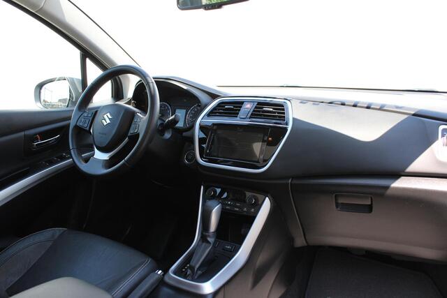 Suzuki S-Cross High Executive 1.4 Boosterjet 140PK Automaat Panoramadak, Parkeersensoren, Style uitvoering!