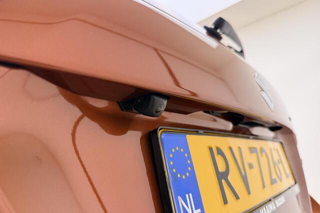 Suzuki S-Cross 1.4 Boosterjet High Executive | Automaat | Navigatie | Trekhaak | Cruise control | Climate control | Lederen interieur | Parkeersensoren