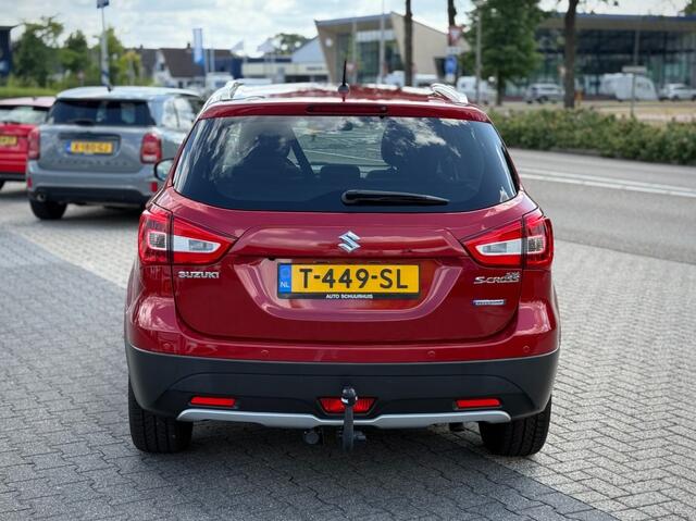 Suzuki S-Cross 1.4 BOOSTERJET SMART HYBRID STYLE PANO TREKHAAK LEER CARPLAY