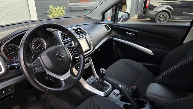 Suzuki S-Cross 1.0 Boosterjet Exclusive | Carplay/Anroid | LED | CAMERA | KEYLESS | VOLLEDIGE ONDERHOUDSHISTORIE