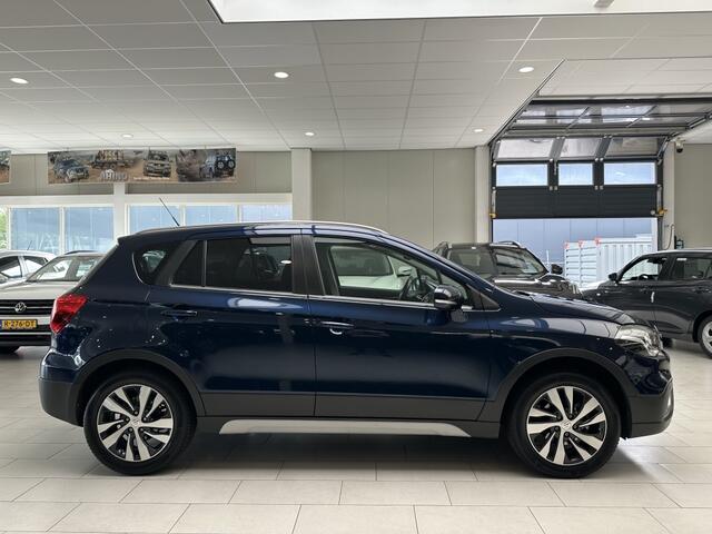 Suzuki S-Cross 1.4 BoosterJet AllGip Style Hybride [ PANORAMADAK I TREKHAAK I ALL-SEASON BANDEN ]