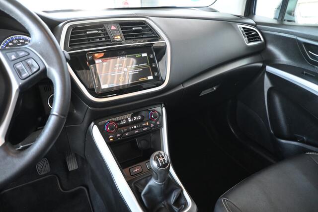 Suzuki S-Cross 1.0 Boosterjet Stijl Clima Navigatie Panoramadak Stoelverwarming Goed Onderhouden! Inruil Mogelijk!