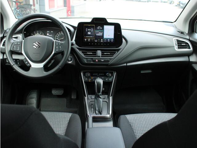 Suzuki S-Cross 1.4 Boosterjet Select Hybrid Allseason banden, Multimediasysteem, Cruise control adaptief, Climate control, Stoelverwarming, tot 10 jaar garantie.
