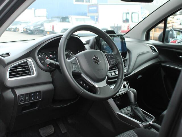 Suzuki S-Cross 1.4 Boosterjet Select Hybrid Allseason banden, Multimediasysteem, Cruise control adaptief, Climate control, Stoelverwarming, tot 10 jaar garantie.