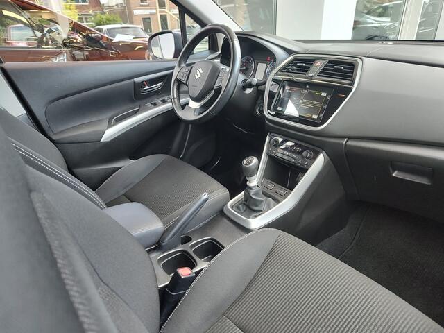 Suzuki S-Cross 1.4 BOOSTERJET SELECT SMART HYBRID Navi | Camera | Stoelverwarming | Trekhaak
