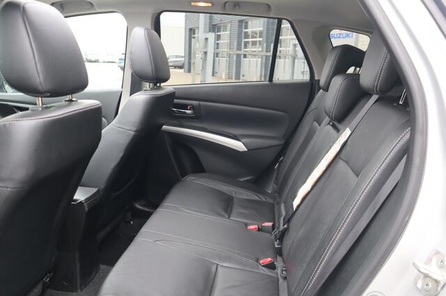 Suzuki S-Cross 1.4 BoosterJet High Automaat Executive Trekhaak | Leder | Adaptive Cruise