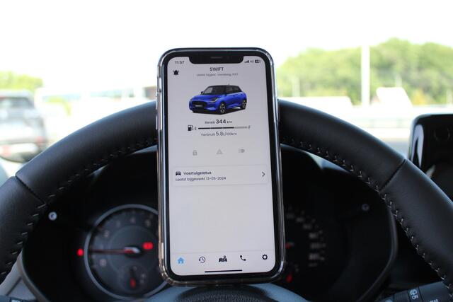 Suzuki SWIFT 1.2 Style Smart Hybrid Nieuw Model 2024! Navigatie, Parkeersensoren, Dodehoek Detectie, Draadloos Apple Carplay/Android Auto