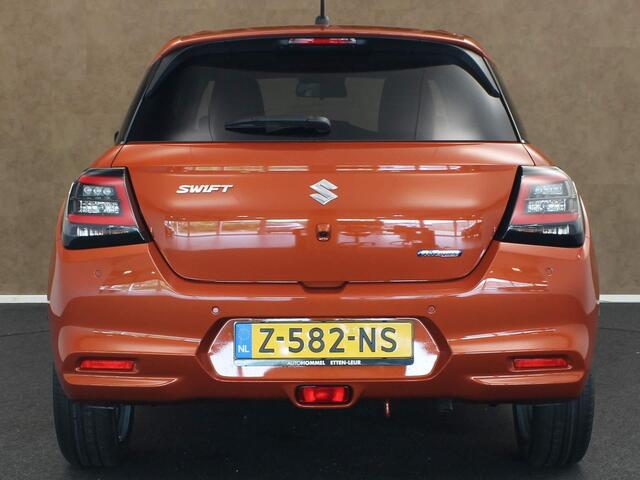 Suzuki SWIFT 1.2 Smart Hybrid Style - NIEUW MODEL! - NAVIGATIE - ADAPTIVE CRUISE CONTROL - DIRECT UIT VOORRAAD LEVERBAAR - PARKEERSENSOREN ACHTER - STOELVERWARMING - LEASE MOGELIJK!