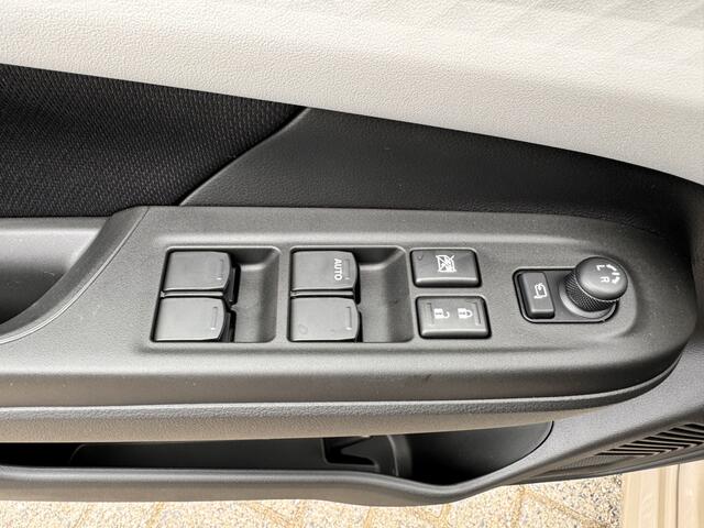 Suzuki SWIFT 1.2 Style Smart Hybrid CVT AUTOMAAT Demo BTW info: 0492588976