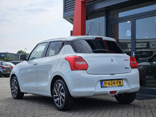 Suzuki SWIFT 1.2 Style Smart Hybrid / Carplay en Android / Parkeersensoren / Navi / Climate Control /