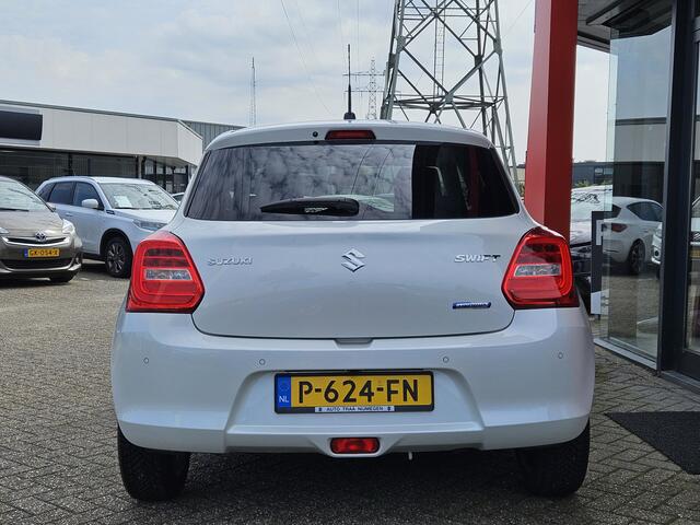 Suzuki SWIFT 1.2 Style Smart Hybrid / Carplay en Android / Parkeersensoren / Navi / Climate Control /