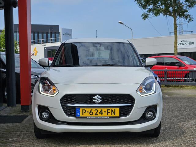 Suzuki SWIFT 1.2 Style Smart Hybrid / Carplay en Android / Parkeersensoren / Navi / Climate Control /