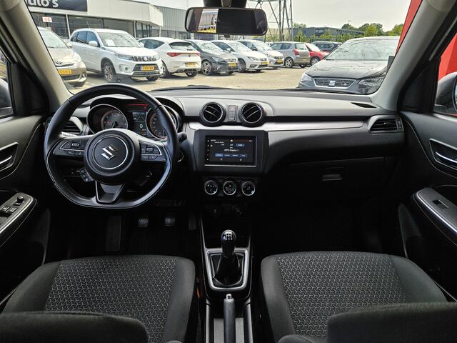 Suzuki SWIFT 1.2 Style Smart Hybrid / Carplay en Android / Parkeersensoren / Navi / Climate Control /