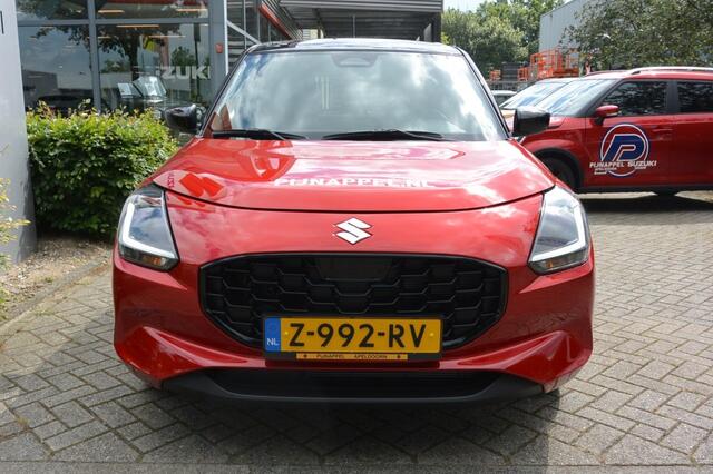 Suzuki SWIFT 1.2 Select Smart Hybrid 5-deurs Two-tone / Navigatie / Camera