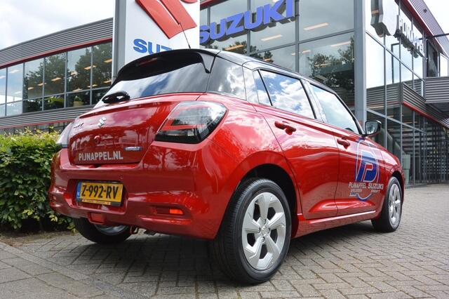 Suzuki SWIFT 1.2 Select Smart Hybrid 5-deurs Two-tone / Navigatie / Camera