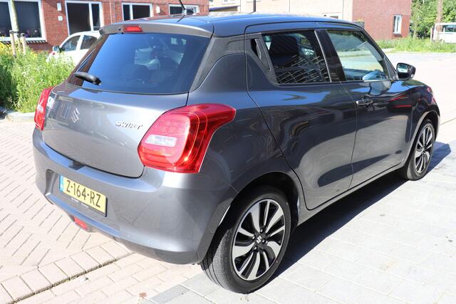 Suzuki SWIFT 1.0 Stijl Automaat. Navigatie.