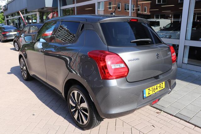Suzuki SWIFT 1.0 Stijl Automaat. Navigatie.