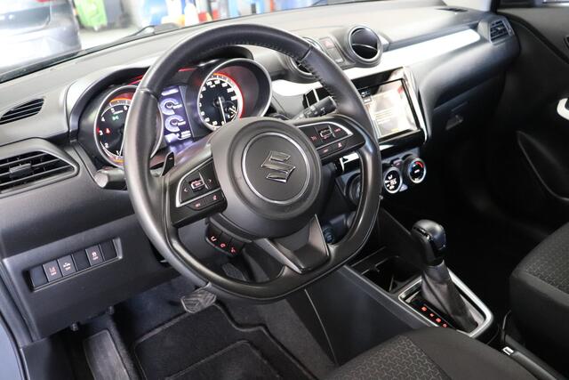 Suzuki SWIFT 1.0 Stijl Automaat. Navigatie.