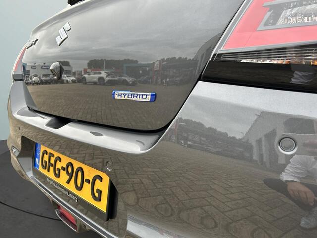 Suzuki SWIFT 1.2 Select Smart Hybrid Automaat / Navigatie / Camera / Airco / Cruise Control Adaptief / DEMO