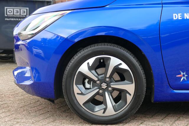 Suzuki SWIFT 1.2 Style Smart Hybrid