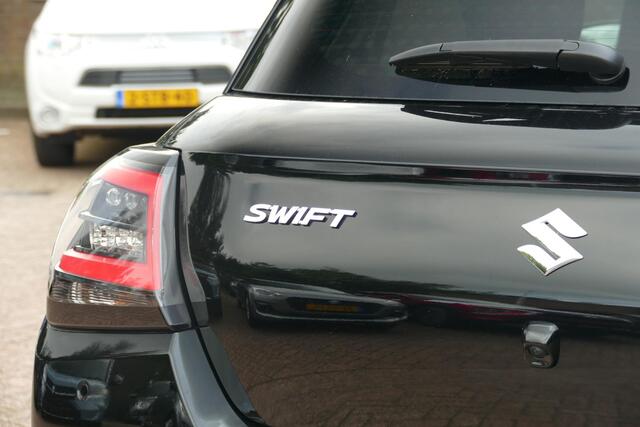 Suzuki SWIFT 1.2 Style Smart Hybrid
