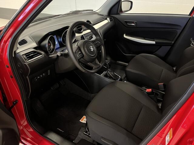 Suzuki SWIFT 1.2 Select Automaat ( Apple Carplay / Android auto )