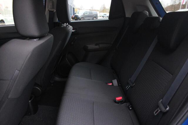 Suzuki SWIFT 1.2 83PK SELECT SMART HYBRID | APPLE CARPLAY/ANDROID AUTO | DAB+ RADIO | LICHTMETALEN VELGEN | ADAPTIVE CRUISE CONTROL | DODEHOEK DETECTIE | LED KOPLAMPEN | ACHTERUITRIJ CAMERA | GETINTE RUITEN | STOEL VERWARMING |