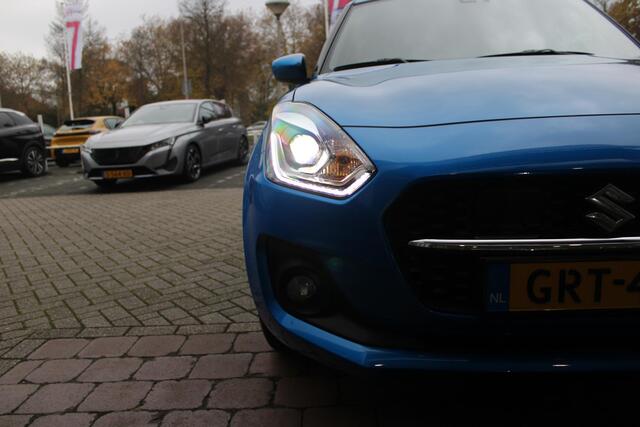 Suzuki SWIFT 1.2 83PK SELECT SMART HYBRID | APPLE CARPLAY/ANDROID AUTO | DAB+ RADIO | LICHTMETALEN VELGEN | ADAPTIVE CRUISE CONTROL | DODEHOEK DETECTIE | LED KOPLAMPEN | ACHTERUITRIJ CAMERA | GETINTE RUITEN | STOEL VERWARMING |