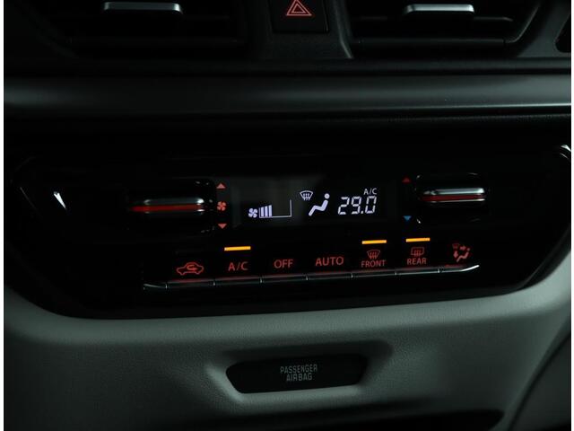 Suzuki SWIFT 1.2 Style Smart Hybrid | Demovoordeel! | Intropakket! | Climate control |Cruise control adaptive| Apple car play, Android auto | Stoelverwarming | Camera |