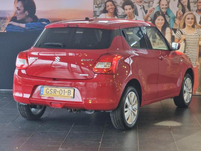 Suzuki SWIFT 1.2 Sportline NAVIGATIE | ACHTERUITRIJCAMERA | LICHTMETALEN VELGEN