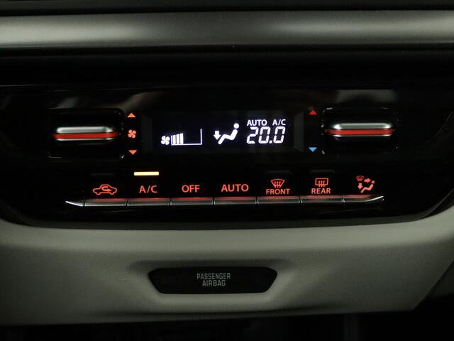 Suzuki SWIFT 1.2 Style Smart Hybrid | Climate Control | Apple Carplay / Android Auto | Keyless Entry |