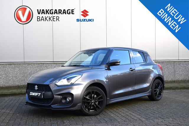 Suzuki SWIFT 1.4 Sport Smart Hybrid | Sport interieur | Zomer/-winterbanden set incl. velgen | Parkeerassistent |