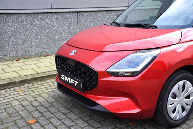 Suzuki SWIFT 1.2 Comfort Smart Hybrid | Van ¤21.995,- naar ¤19.995,-!! | 6 jaar garantie of 150.000 KM |