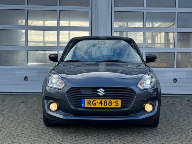 Suzuki SWIFT 1.2 STIJL AUT. NAVI ACC DAB ZWART DAK