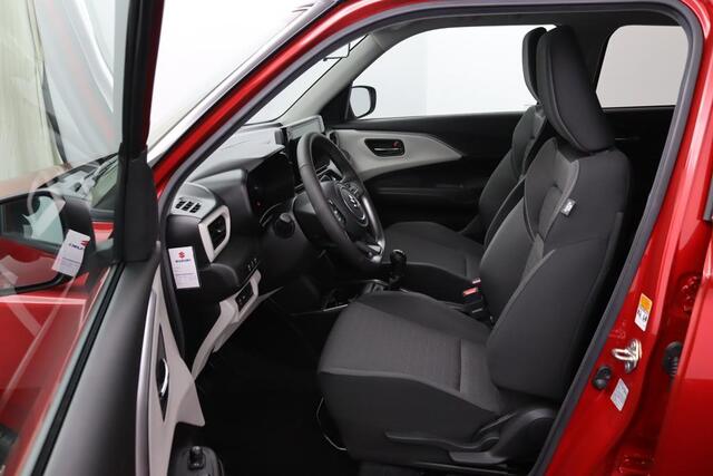 Suzuki SWIFT 1.2 Style Smart Hybrid Rhino Edition | Stoelverwarming | Navigatie | Keyless Entry | Parkeersensoren Achter |