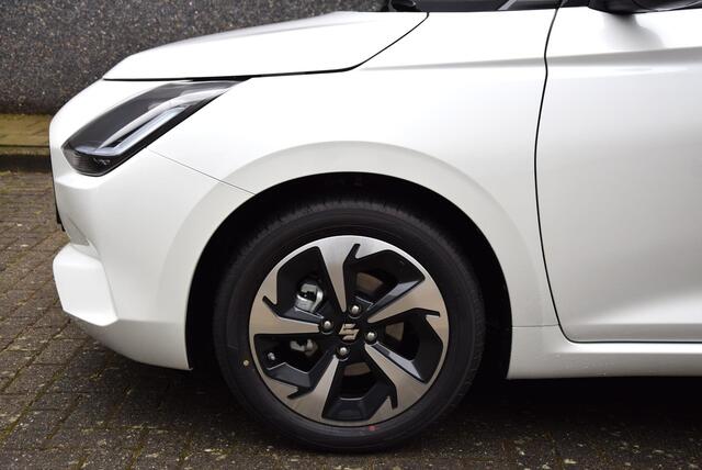 Suzuki SWIFT 1.2 Style Smart Hybrid | Van ¤29.244,- naar ¤27.244,-!! | 6 jaar garantie of 150.000 KM | Automaat |
