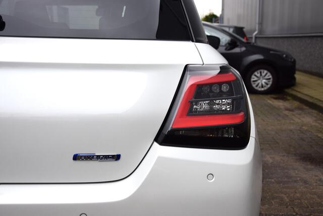 Suzuki SWIFT 1.2 Style Smart Hybrid | Van ¤29.244,- naar ¤27.244,-!! | 6 jaar garantie of 150.000 KM | Automaat |