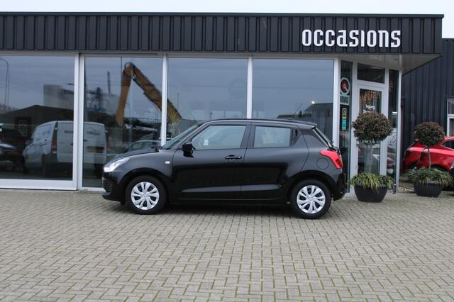Suzuki SWIFT 1.2 Style Smart Hybr