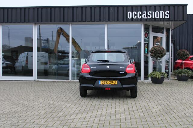Suzuki SWIFT 1.2 Style Smart Hybr